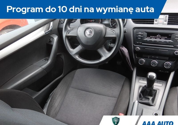 Skoda Octavia cena 28000 przebieg: 264558, rok produkcji 2014 z Trzemeszno małe 172